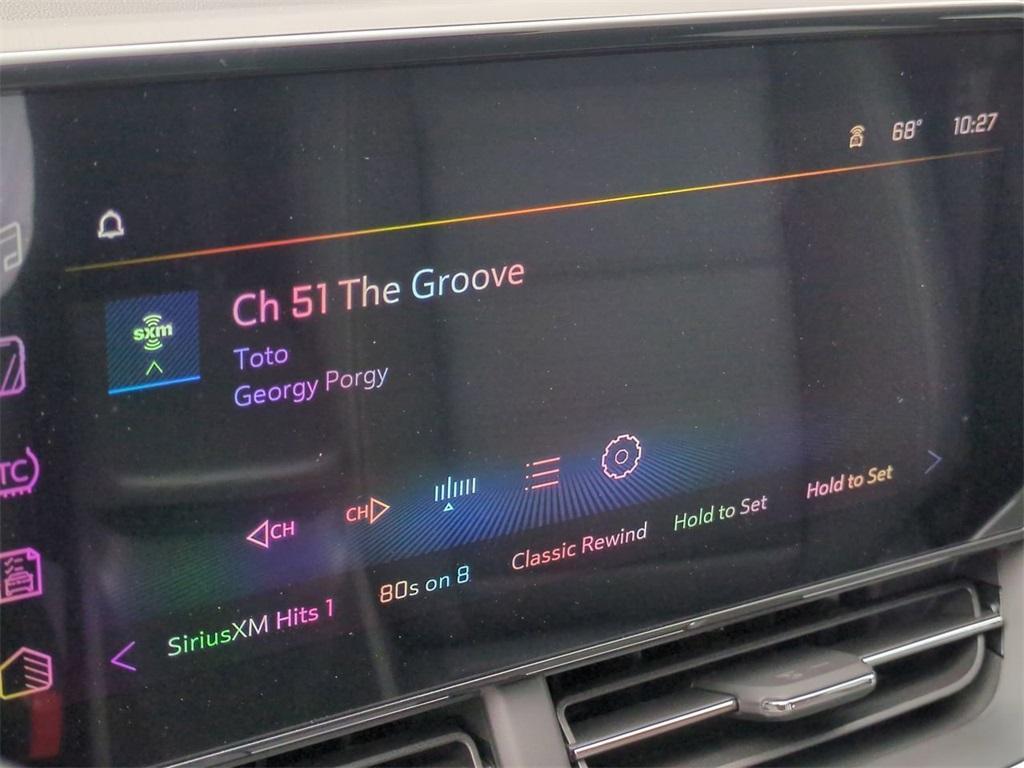 new 2025 Chevrolet Trax car