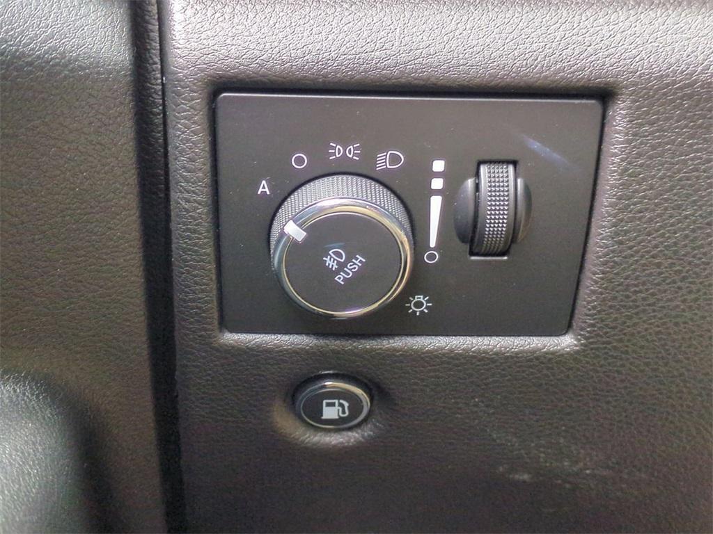 used 2020 Jeep Grand Cherokee car, priced at $25,295