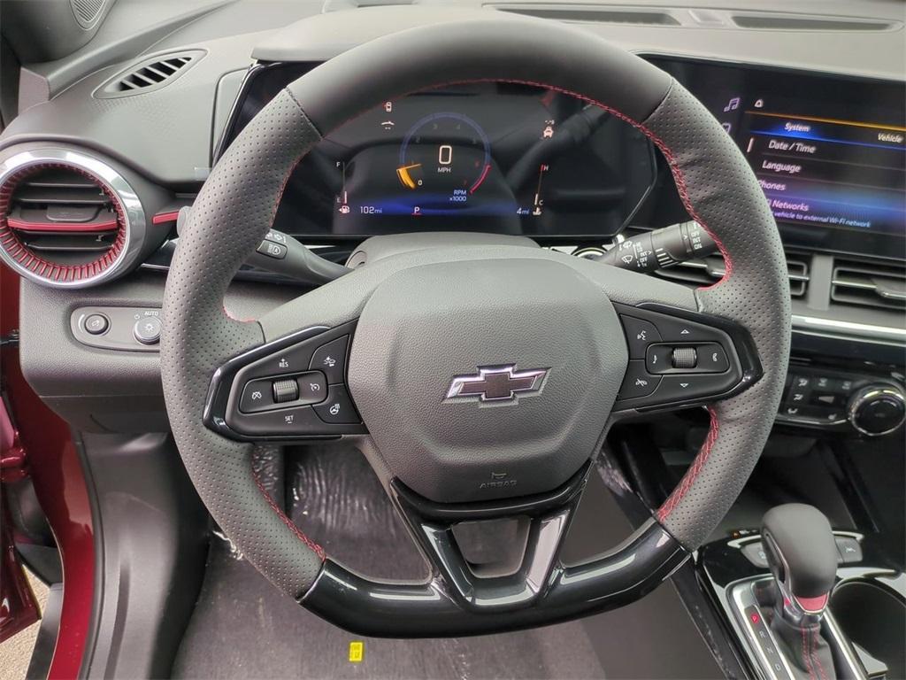 new 2025 Chevrolet Trax car