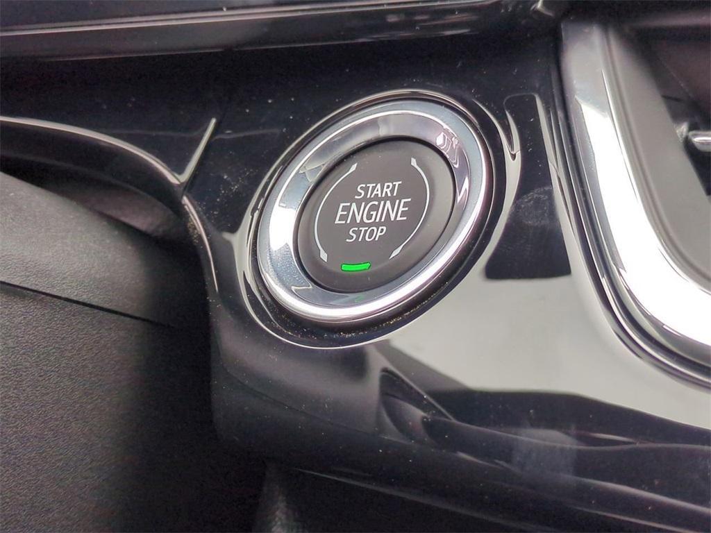 new 2025 Chevrolet Trax car