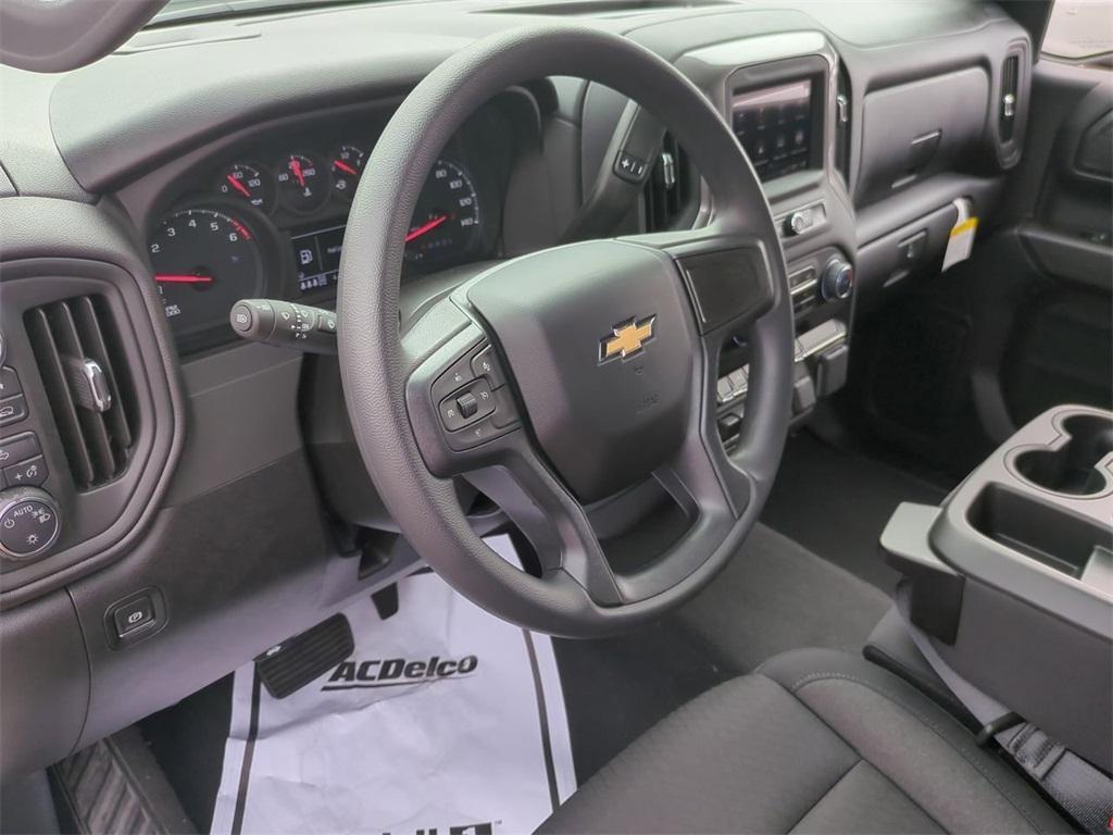 new 2025 Chevrolet Silverado 1500 car, priced at $43,959