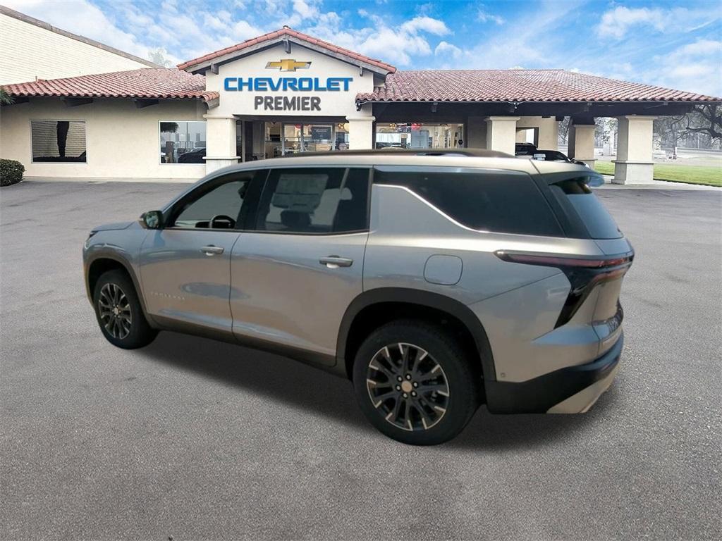 new 2025 Chevrolet Traverse car