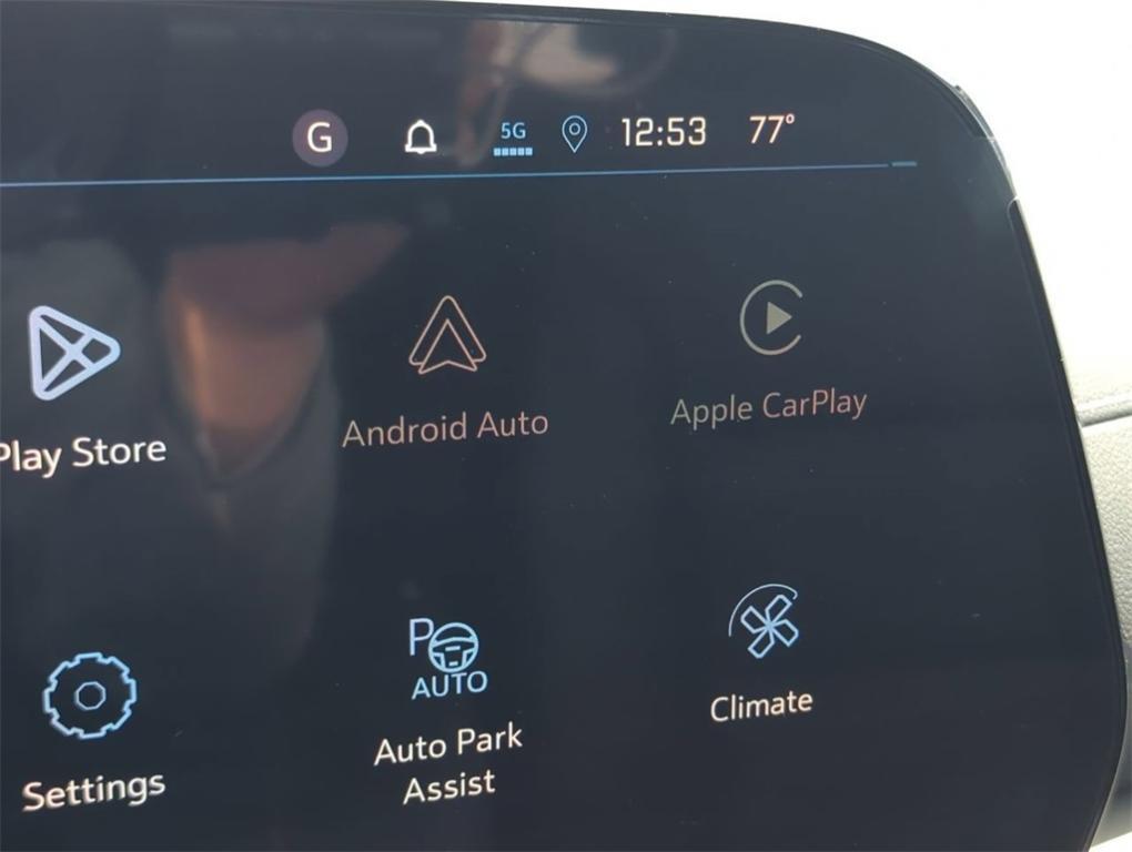 new 2025 Chevrolet Traverse car