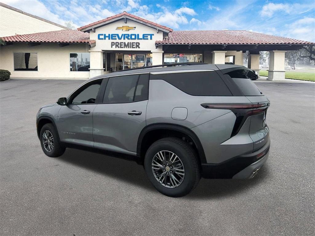 new 2025 Chevrolet Traverse car