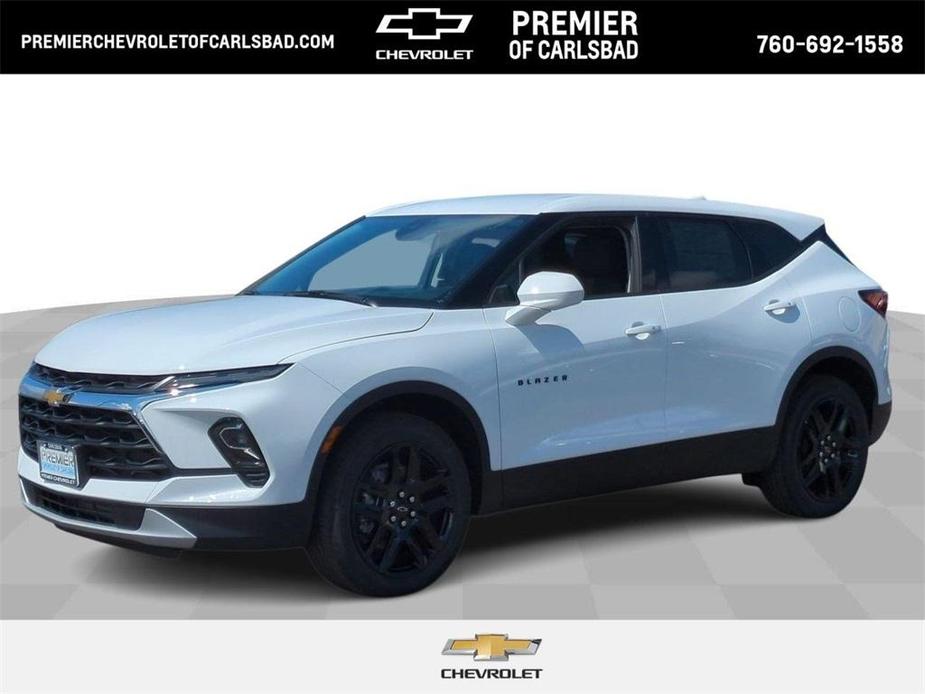 new 2025 Chevrolet Blazer car, priced at $38,045