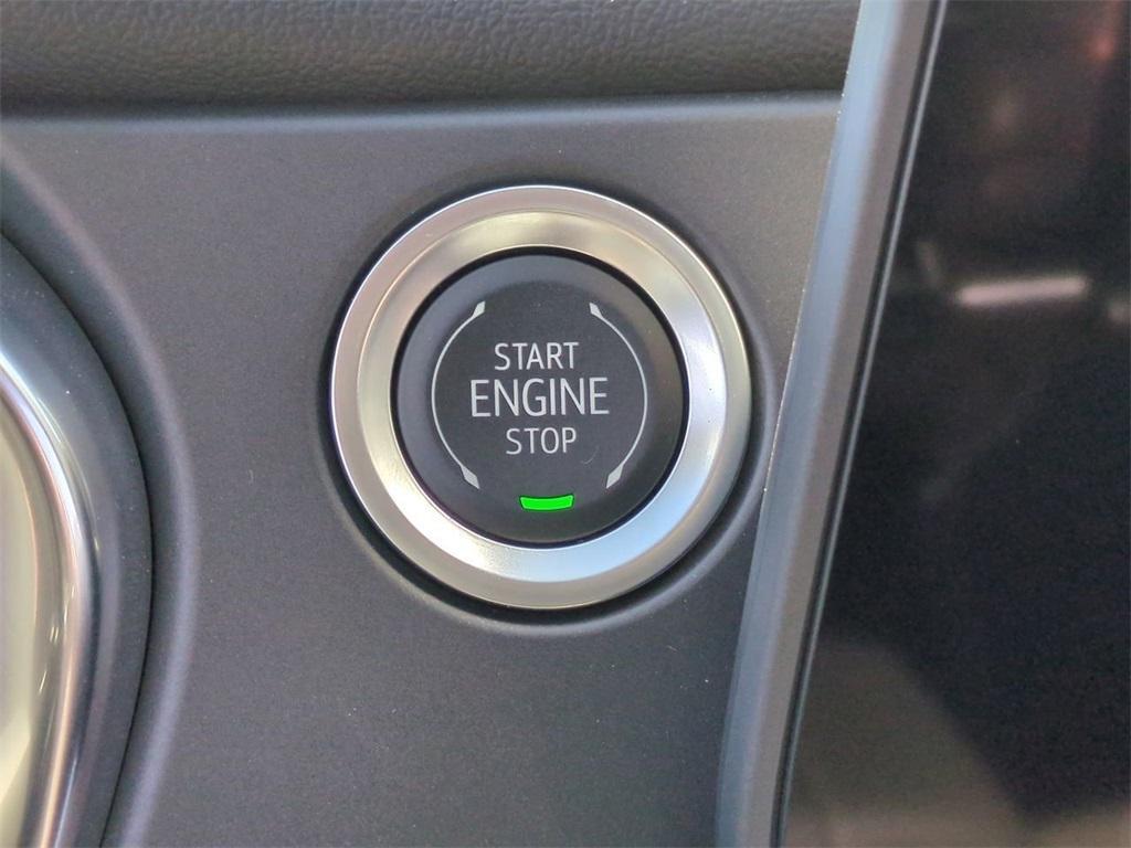 new 2025 Chevrolet Blazer car
