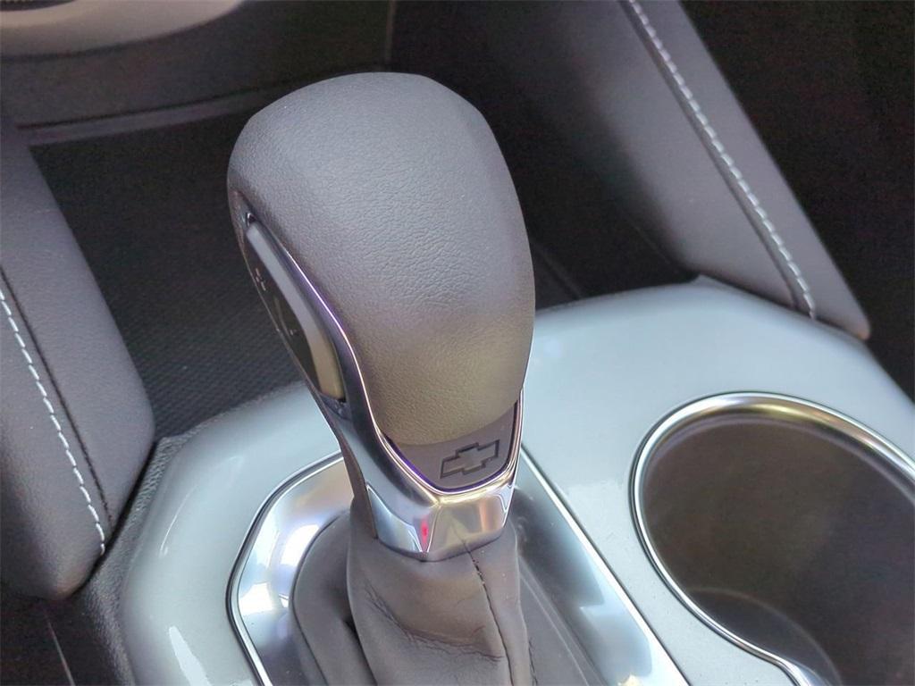 new 2025 Chevrolet Blazer car