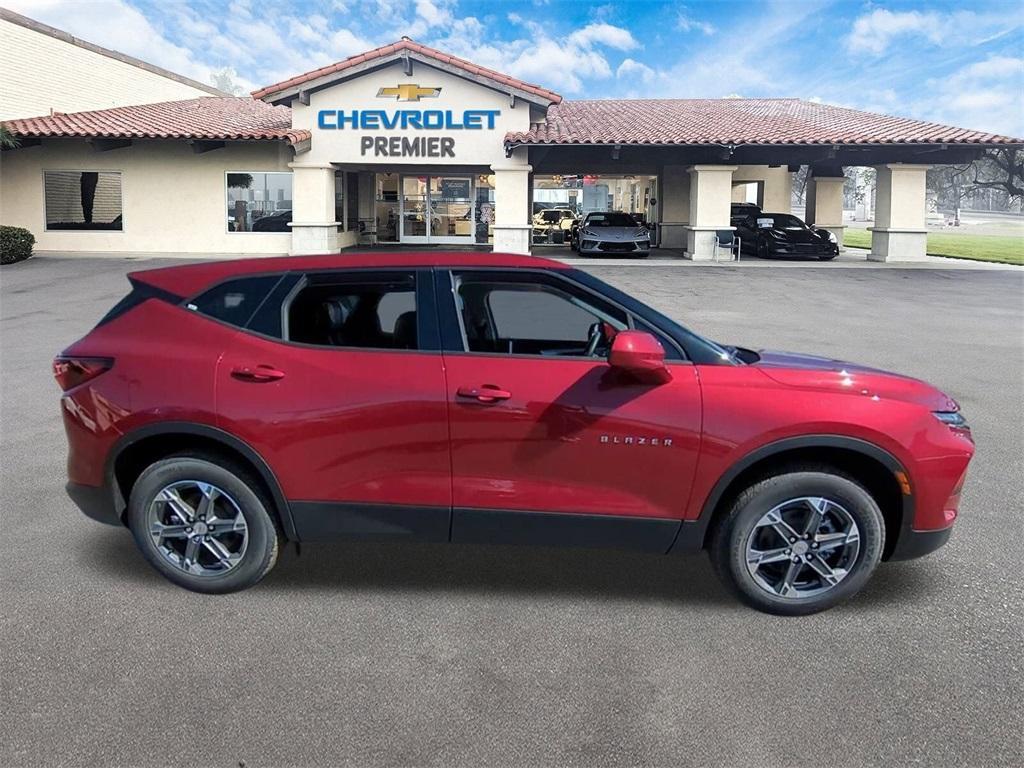 new 2025 Chevrolet Blazer car