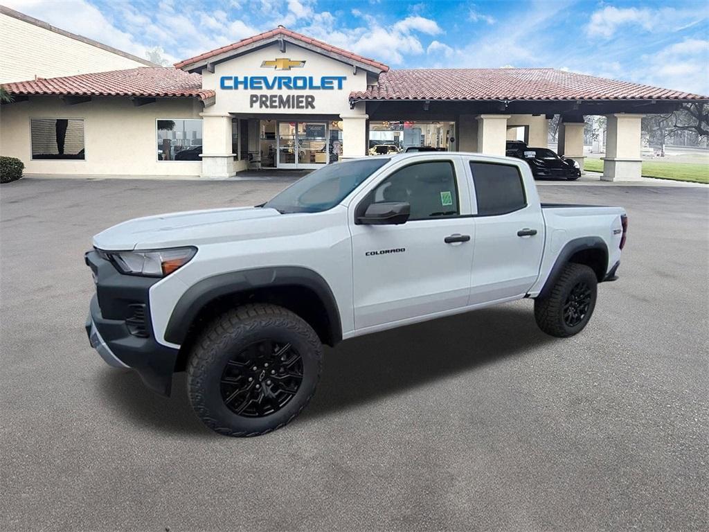 new 2025 Chevrolet Colorado car