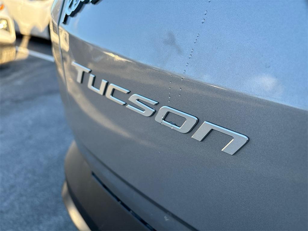 new 2025 Hyundai Tucson Hybrid car, priced at $38,330