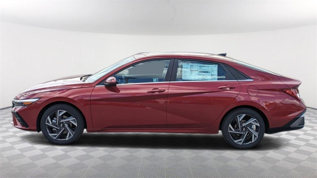 new 2024 Hyundai Elantra car, priced at $25,085