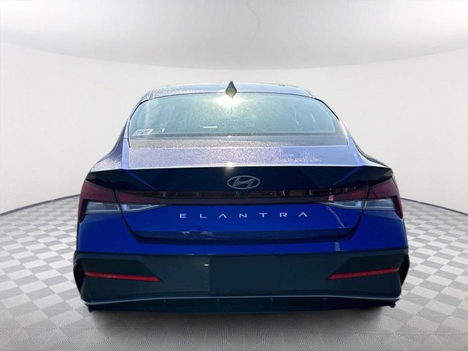 new 2024 Hyundai Elantra car, priced at $25,085