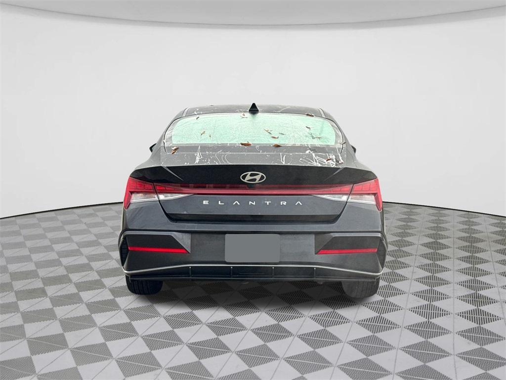 new 2025 Hyundai Elantra car, priced at $27,285