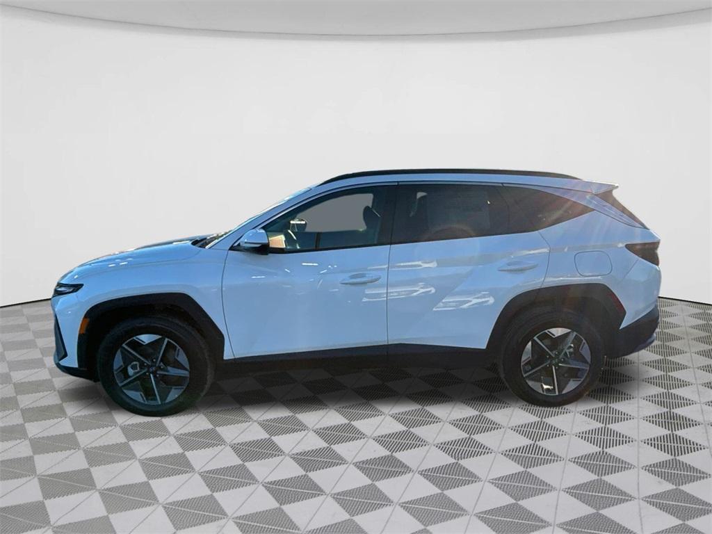 new 2025 Hyundai Tucson Hybrid car, priced at $38,905