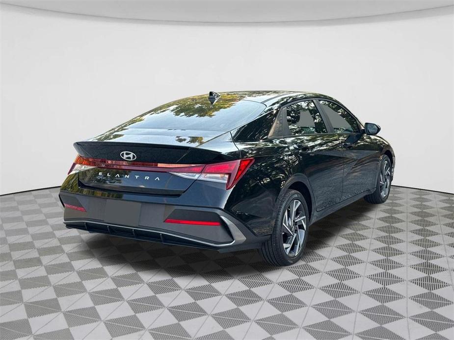 new 2025 Hyundai Elantra car, priced at $24,960