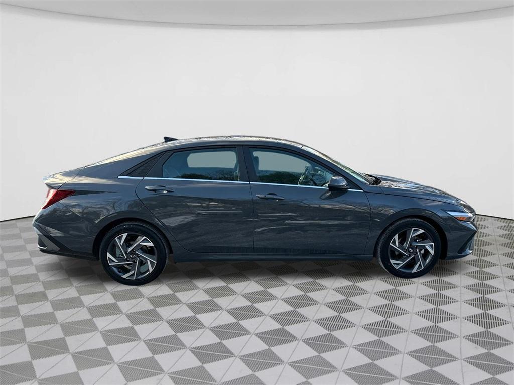 new 2025 Hyundai Elantra car, priced at $27,240