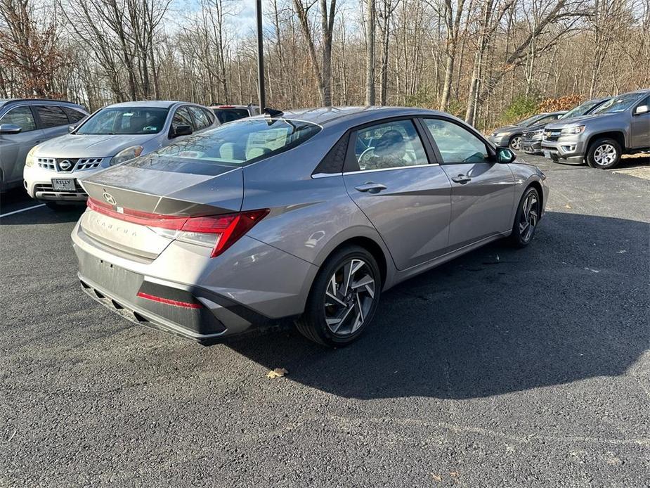 new 2025 Hyundai Elantra car, priced at $27,255