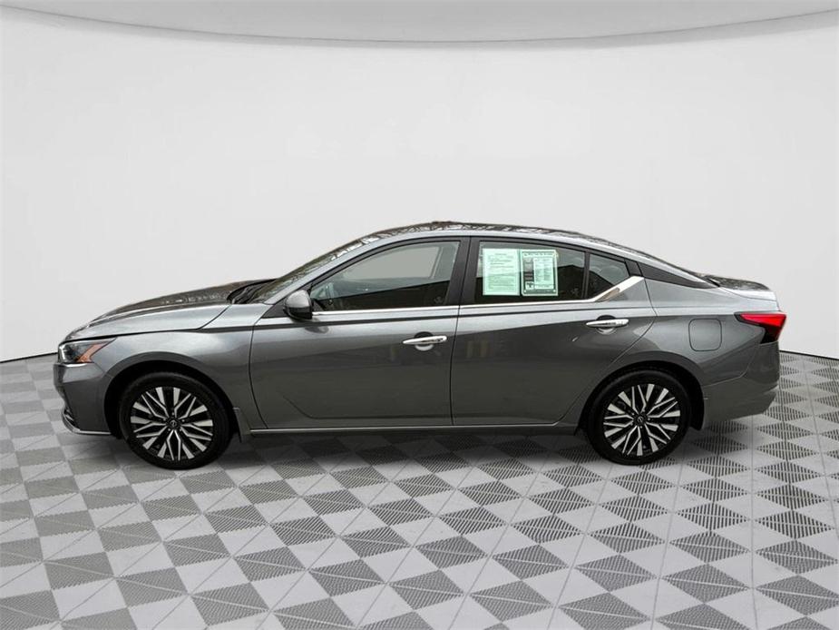 used 2023 Nissan Altima car, priced at $21,998