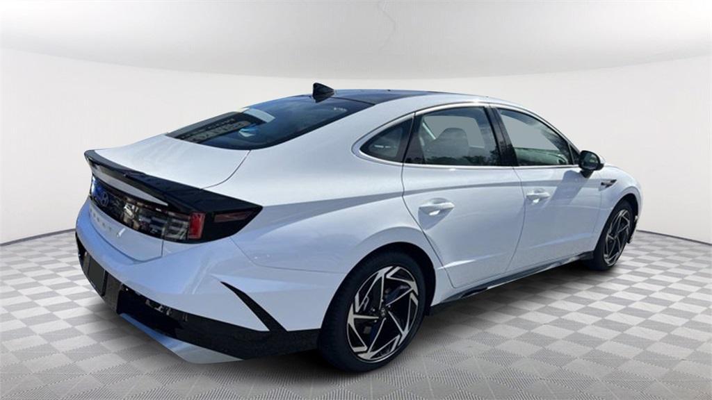 new 2024 Hyundai Sonata car, priced at $31,495