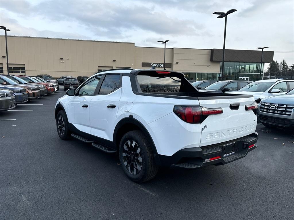 new 2025 Hyundai Santa Cruz car, priced at $34,000