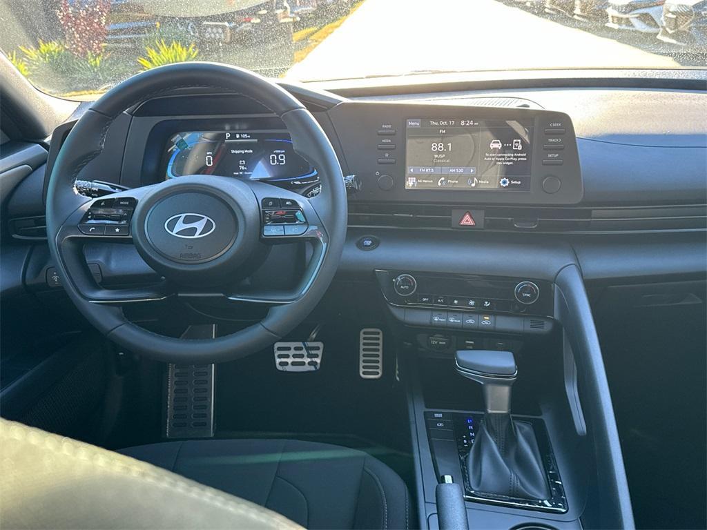 new 2025 Hyundai Elantra car, priced at $25,450