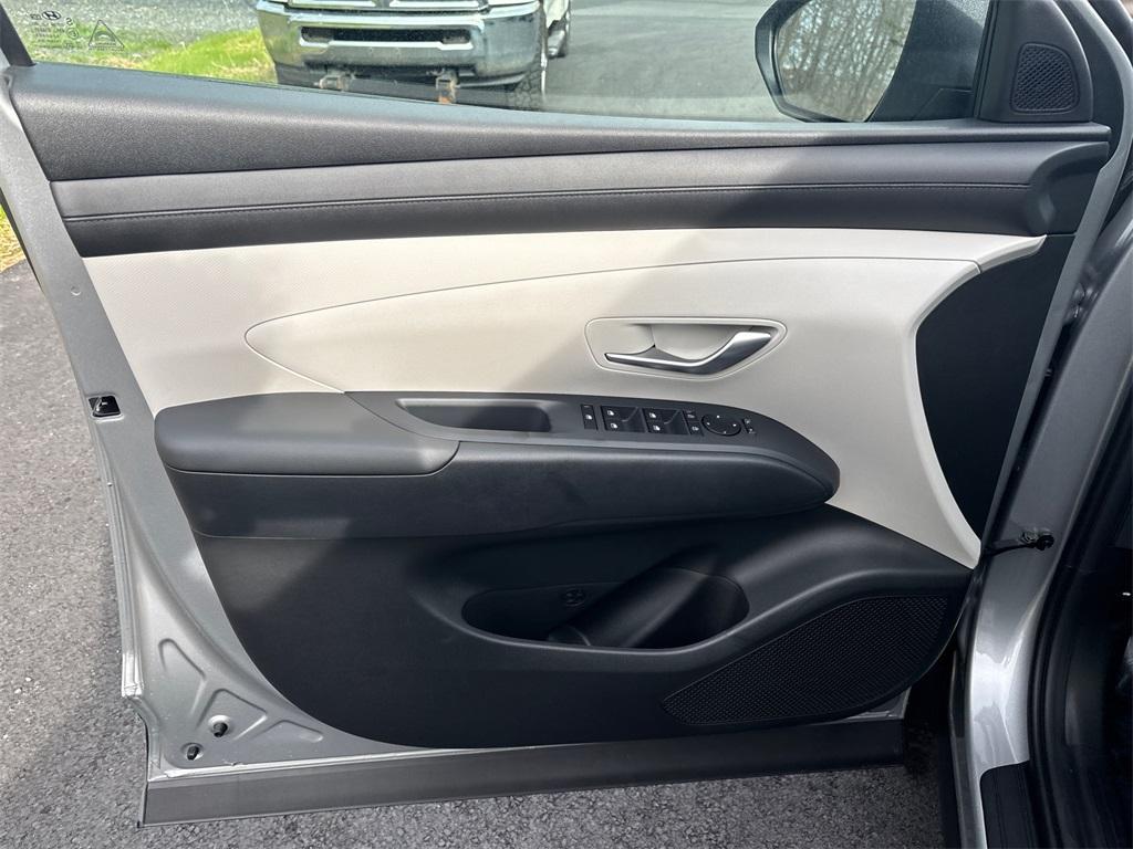 new 2025 Hyundai Tucson car, priced at $31,036