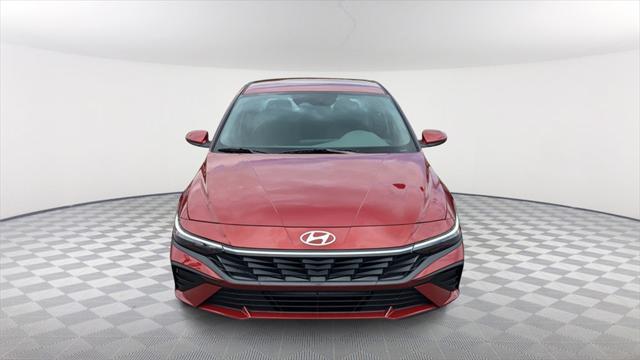 new 2024 Hyundai Elantra car, priced at $25,220