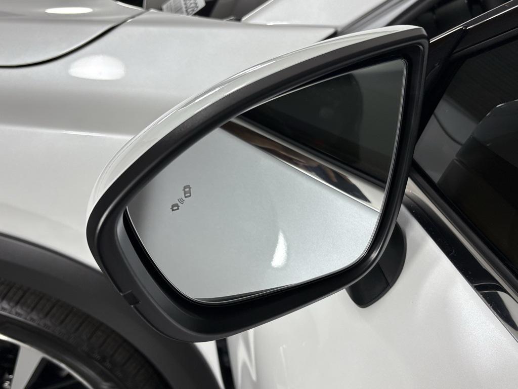 new 2025 Nissan Pathfinder car, priced at $42,111