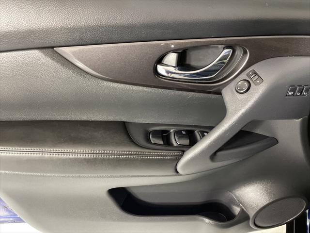 used 2019 Nissan Rogue car, priced at $13,800