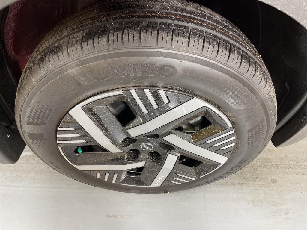 new 2025 Nissan Kicks car, priced at $21,700