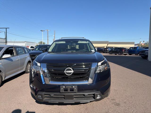used 2022 Nissan Pathfinder car, priced at $34,000