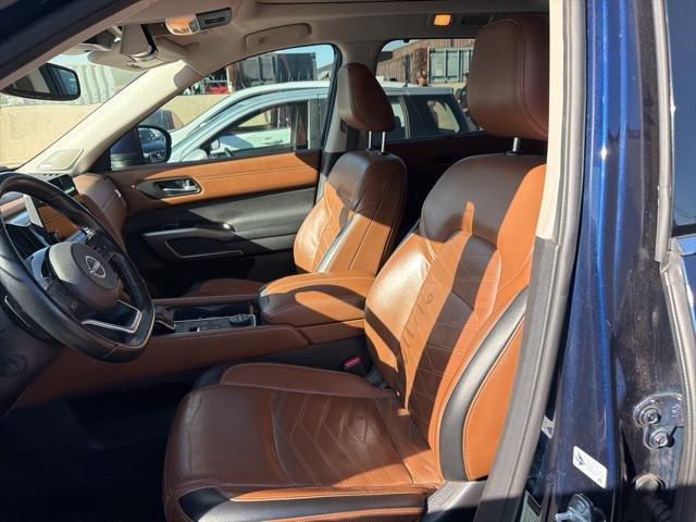 used 2022 Nissan Pathfinder car, priced at $34,000