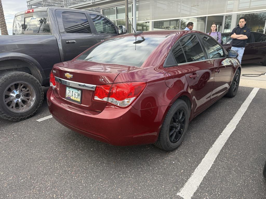 used 2015 Chevrolet Cruze car, priced at $9,000