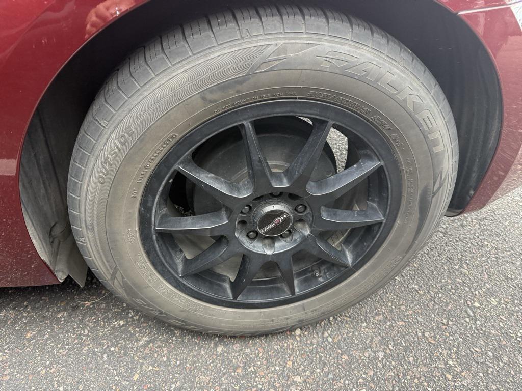 used 2015 Chevrolet Cruze car, priced at $9,000