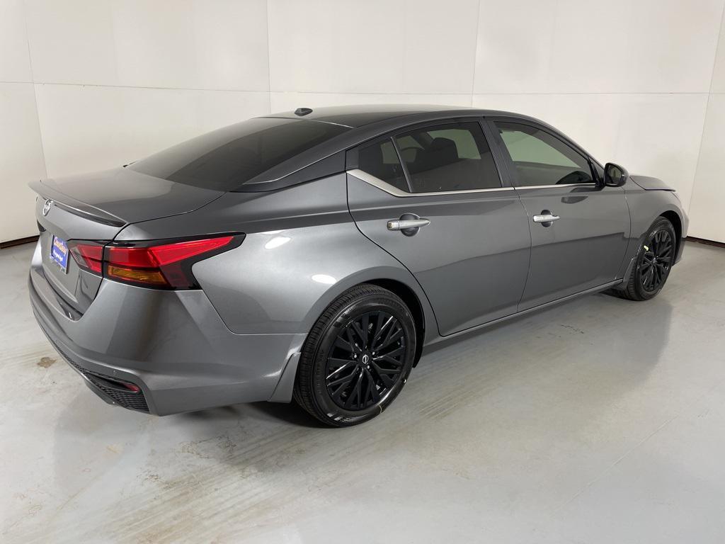 new 2025 Nissan Altima car, priced at $26,674