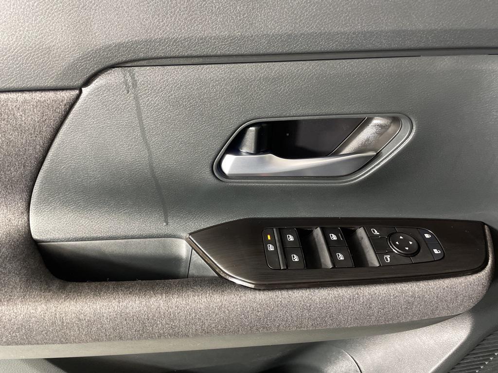 new 2026 Nissan Kicks car, priced at $24,917