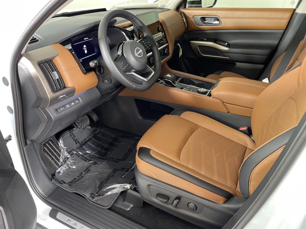 new 2025 Nissan Pathfinder car, priced at $42,793