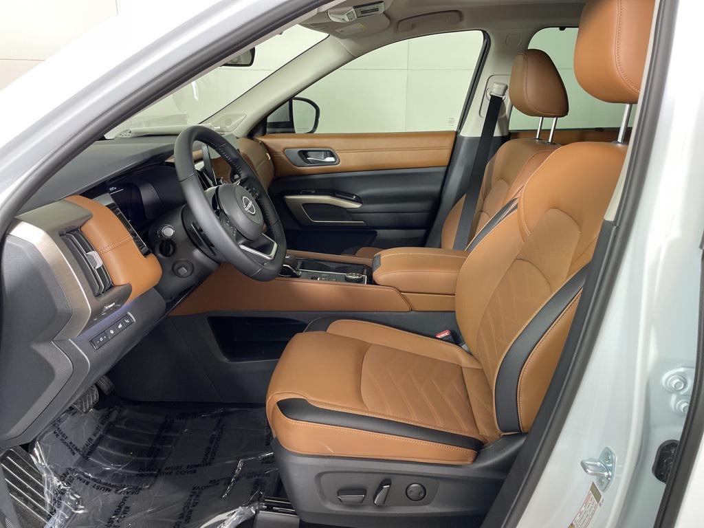 new 2025 Nissan Pathfinder car, priced at $42,793