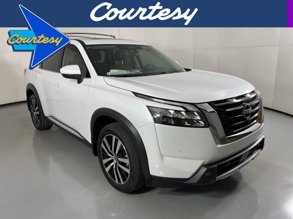 new 2025 Nissan Pathfinder car, priced at $42,793