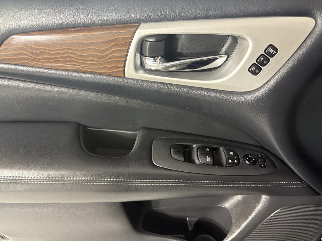 used 2017 Nissan Pathfinder car, priced at $10,750