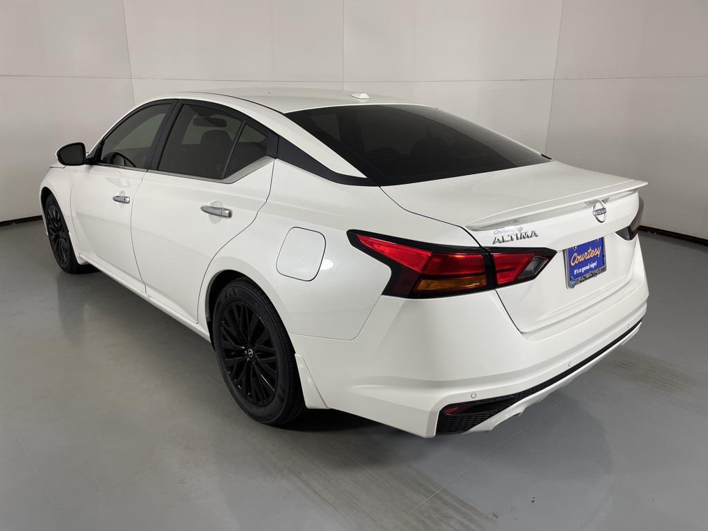 new 2025 Nissan Altima car, priced at $27,018
