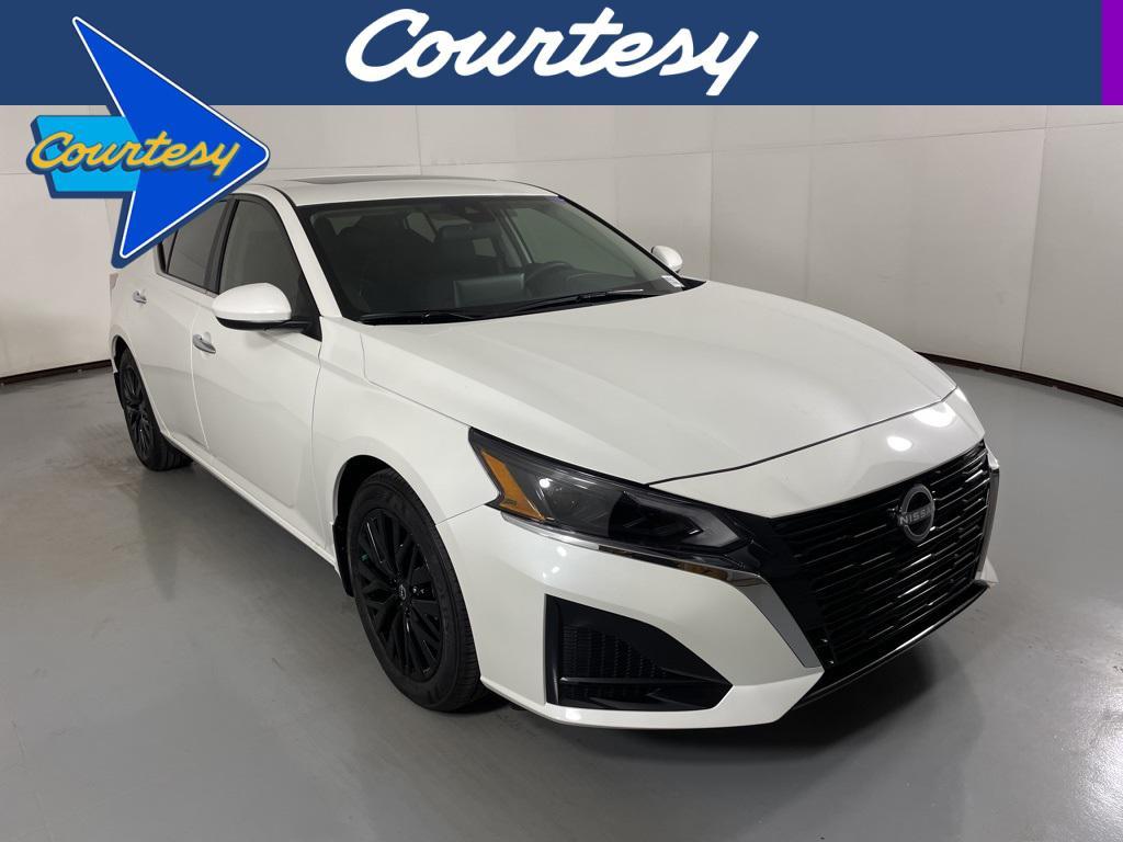 new 2025 Nissan Altima car, priced at $27,018