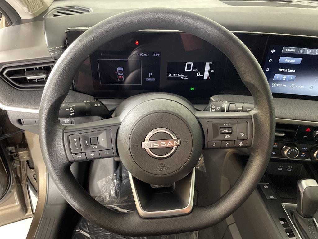new 2025 Nissan Kicks car, priced at $22,879