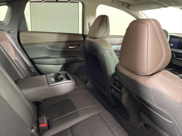 new 2025 Nissan Murano car, priced at $50,178