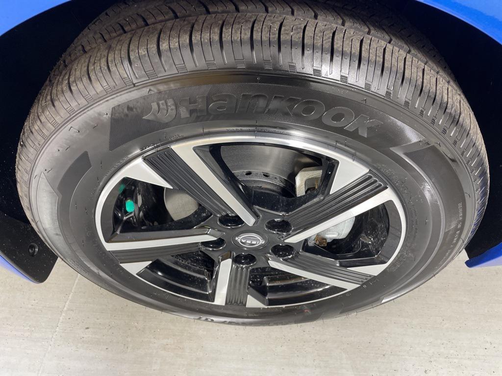 new 2025 Nissan Sentra car, priced at $19,024