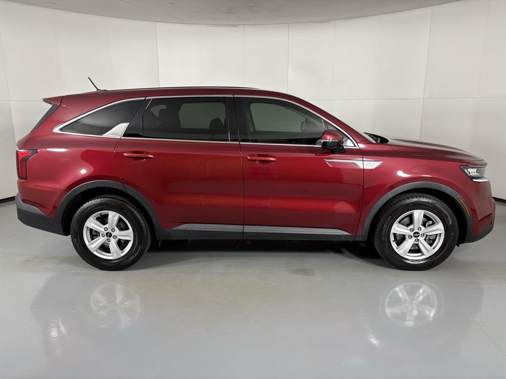 used 2023 Kia Sorento car, priced at $21,500