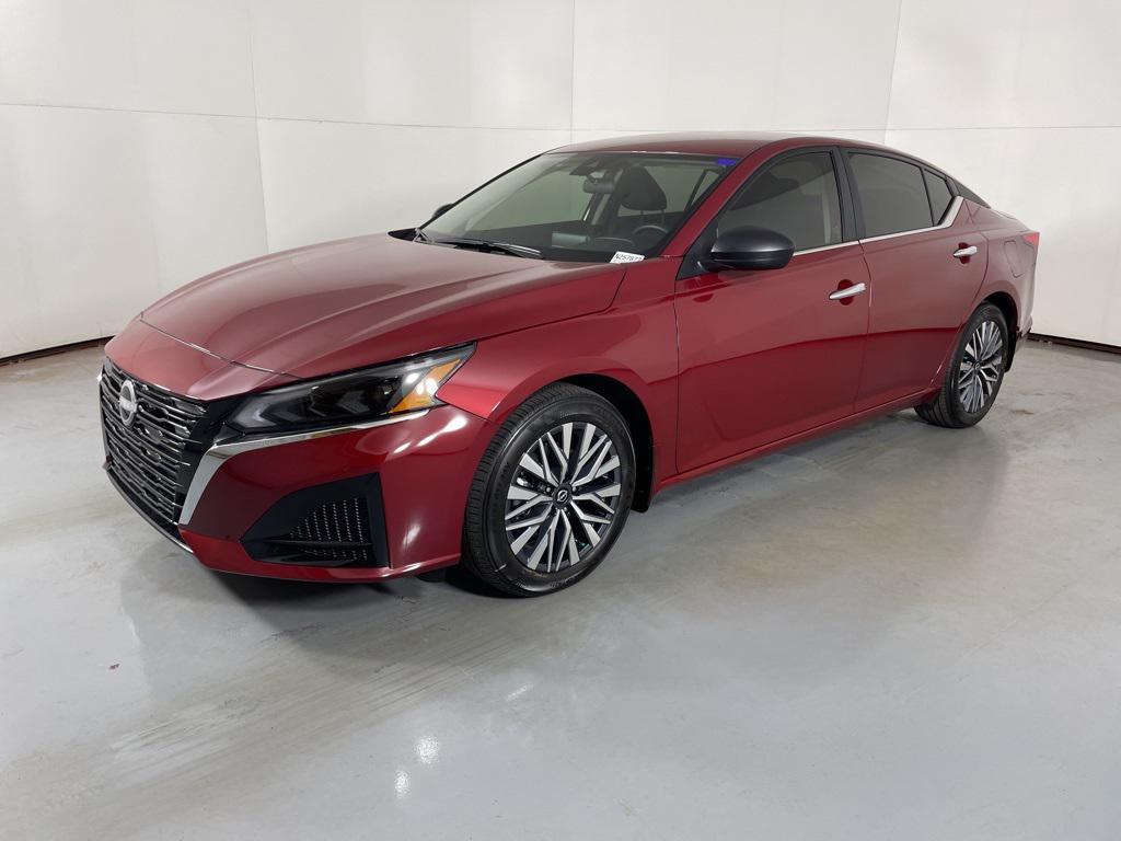 new 2025 Nissan Altima car, priced at $26,026