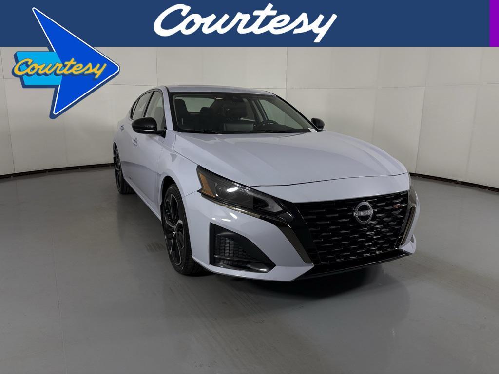 new 2025 Nissan Altima car, priced at $29,998