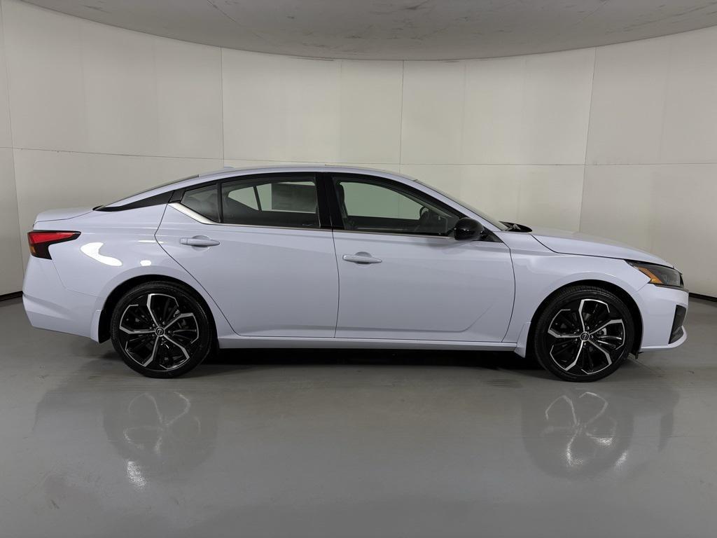 new 2025 Nissan Altima car, priced at $29,998