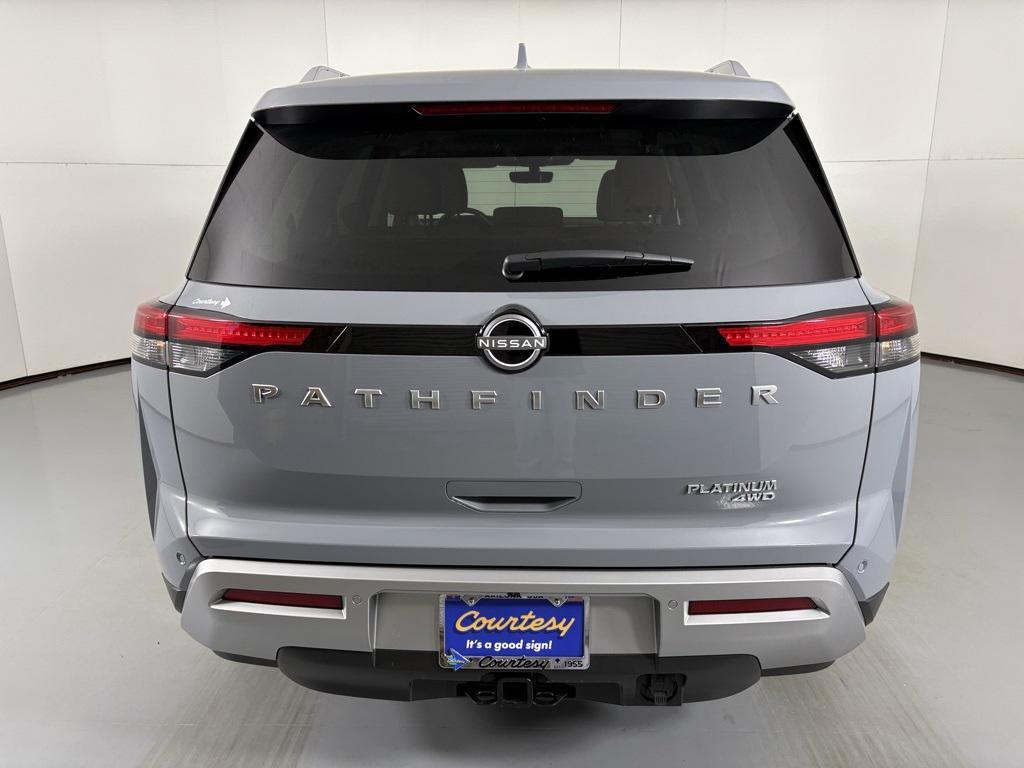 new 2025 Nissan Pathfinder car, priced at $43,338